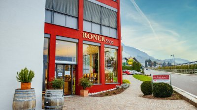 Roner Shop roner_shop.jpg